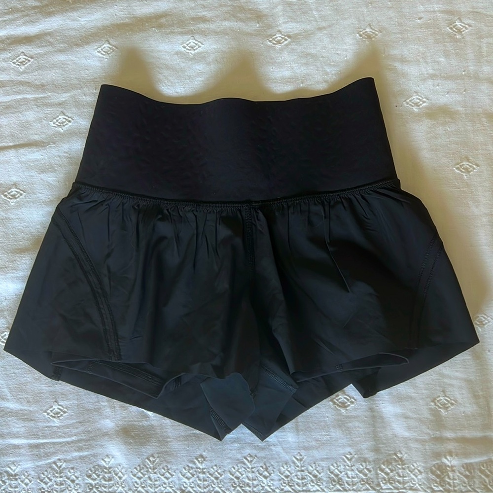 High waisted, banded flutter skort